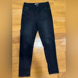 Zara Women's Dark Black Straight Leg Jeans